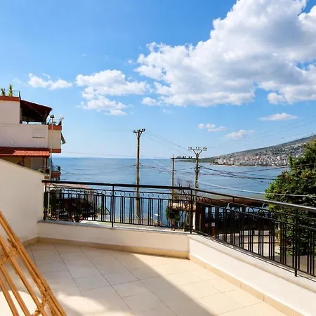 Nina Sunset Sea Appartement